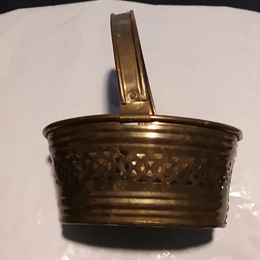Brass Look Tin Basket.